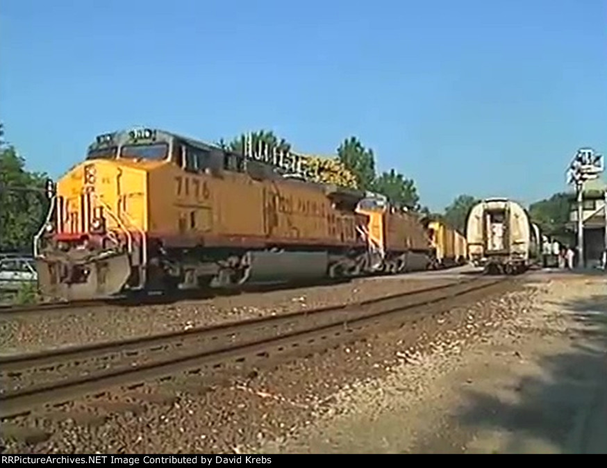 UP 7176